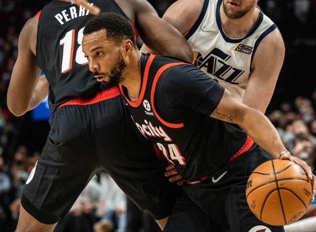 华体会官方网站-包含国际比赛日波特兰开拓者调整名单以备德国杯；内部沟通环节打磨；目标明确；团队化学反应显著的词条